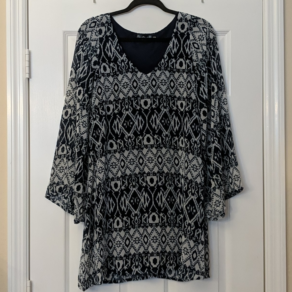 MIDNIGHT DOLL Flowy Cutout Back Dress